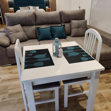 Duerme A Gusto - Tu Habitacion Acogedora En Torredonjimeno Exteriör bild