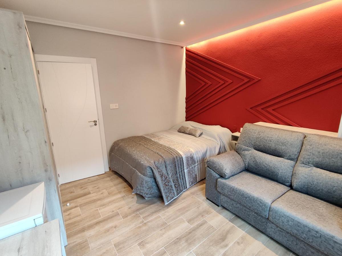 Duerme A Gusto - Tu Habitacion Acogedora En Torredonjimeno Exteriör bild