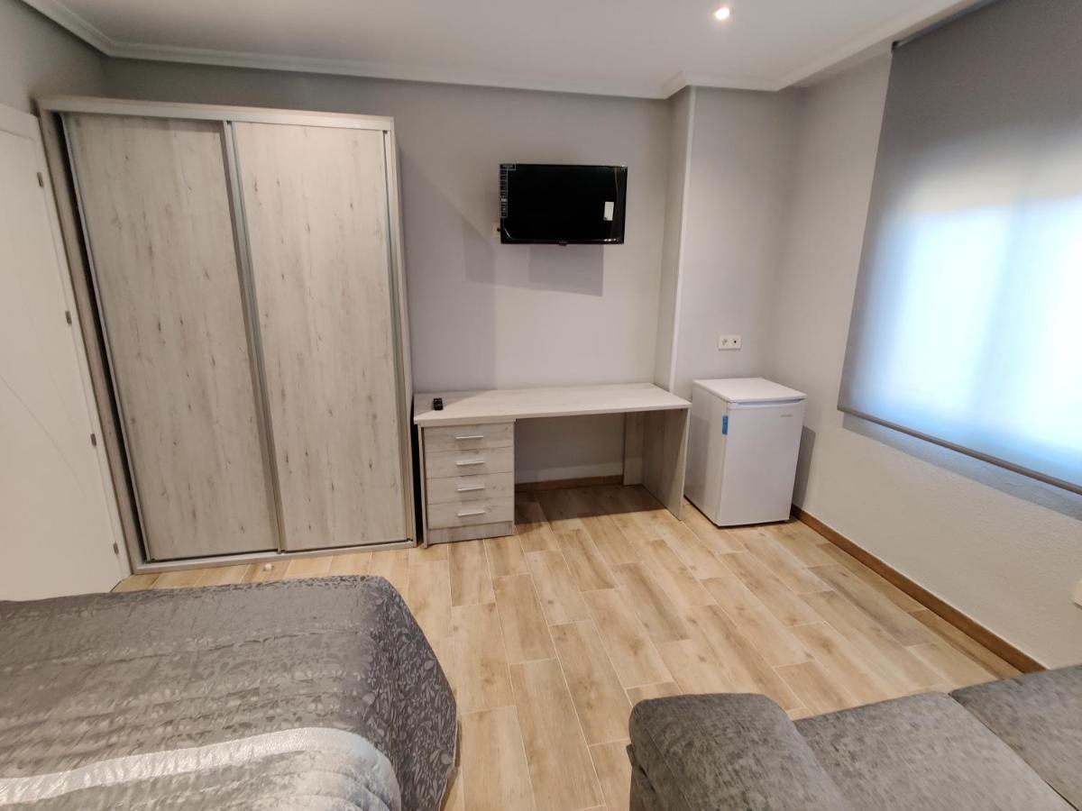 Duerme A Gusto - Tu Habitacion Acogedora En Torredonjimeno Exteriör bild