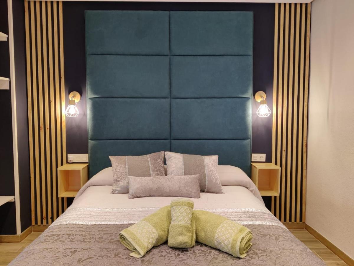 Duerme A Gusto - Tu Habitacion Acogedora En Torredonjimeno Exteriör bild
